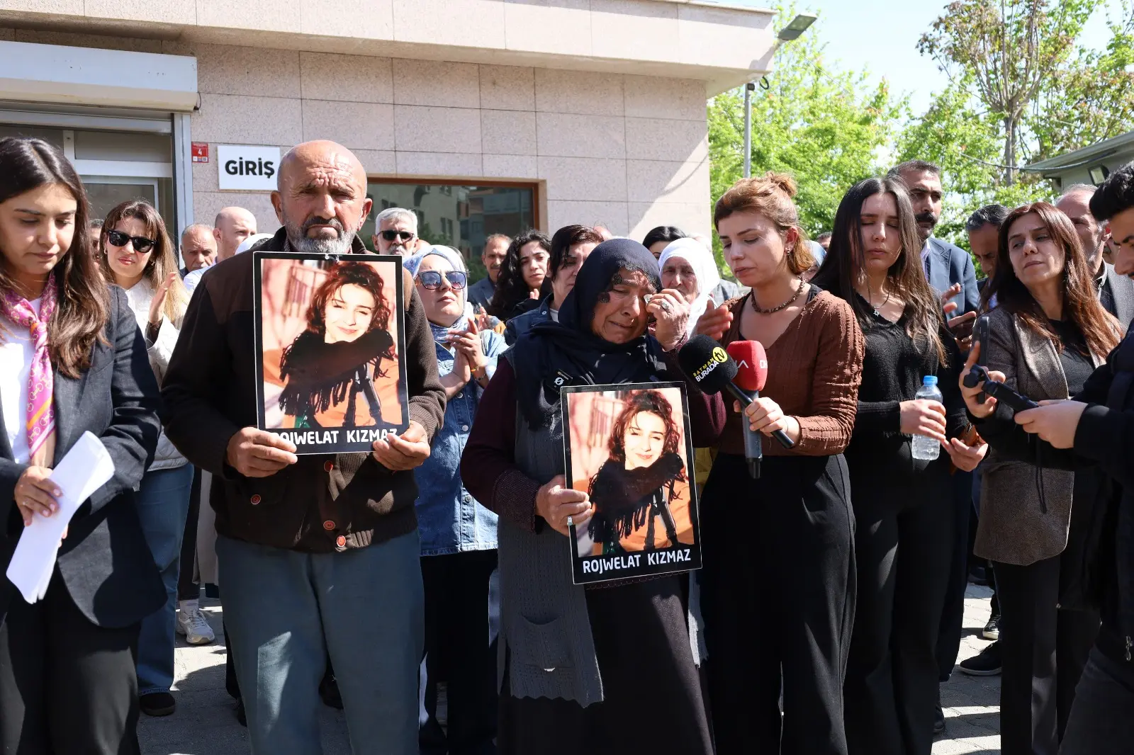 Rojwelat Kızmaz dosyasının yeniden açılması için savcılığa başvuru « İlke TV