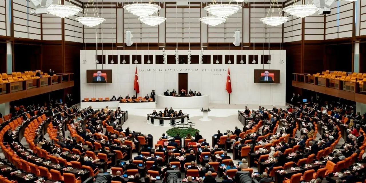 Meclis'te 'Ermeni' tartışması: Bu insanlara ne oldu, nüfusları niye artmadı?