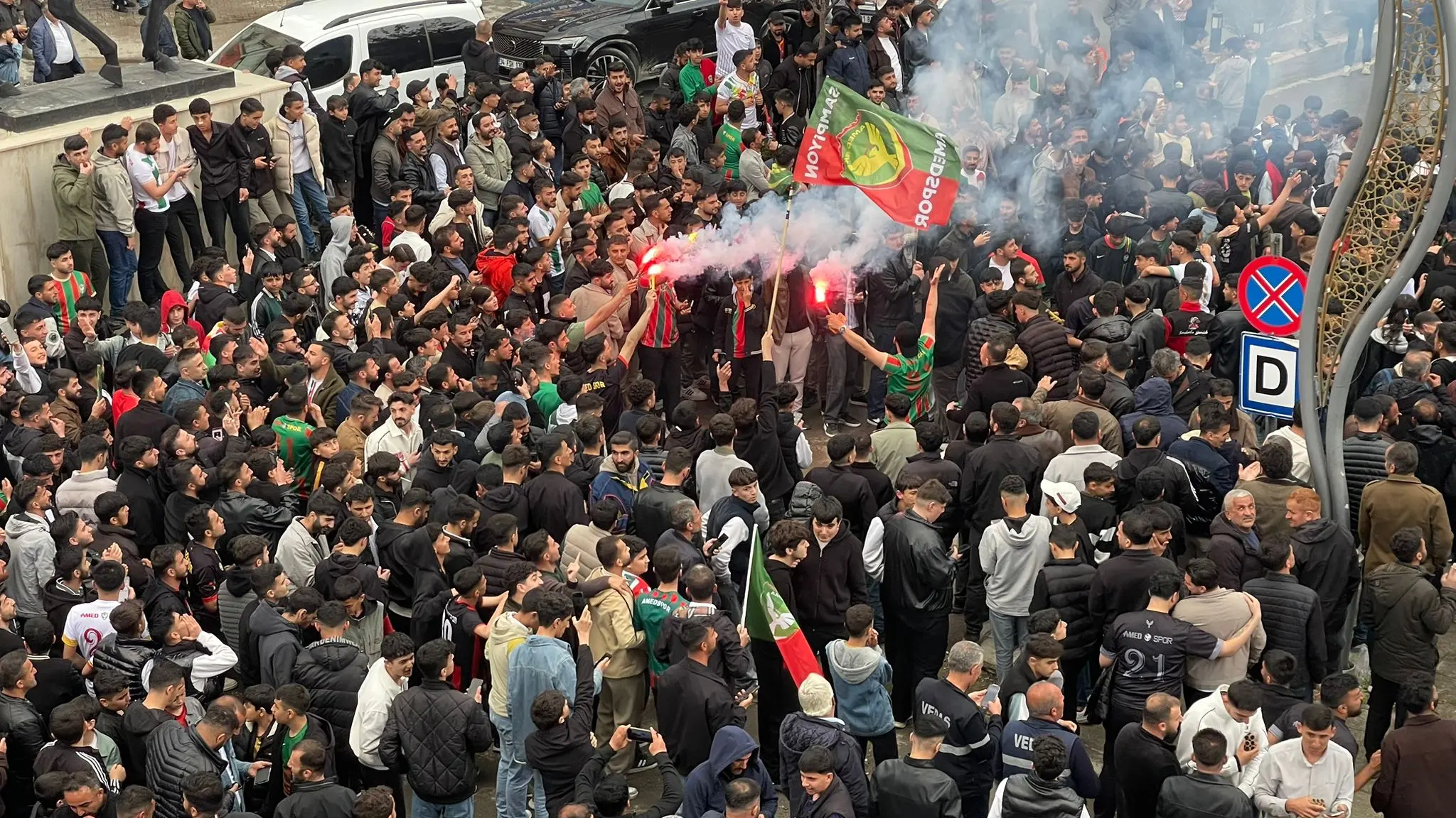 Amedspor Süper Lig'e Yükseldi, Hakkari'de Coşkulu Kutlama - Çukurca Haber