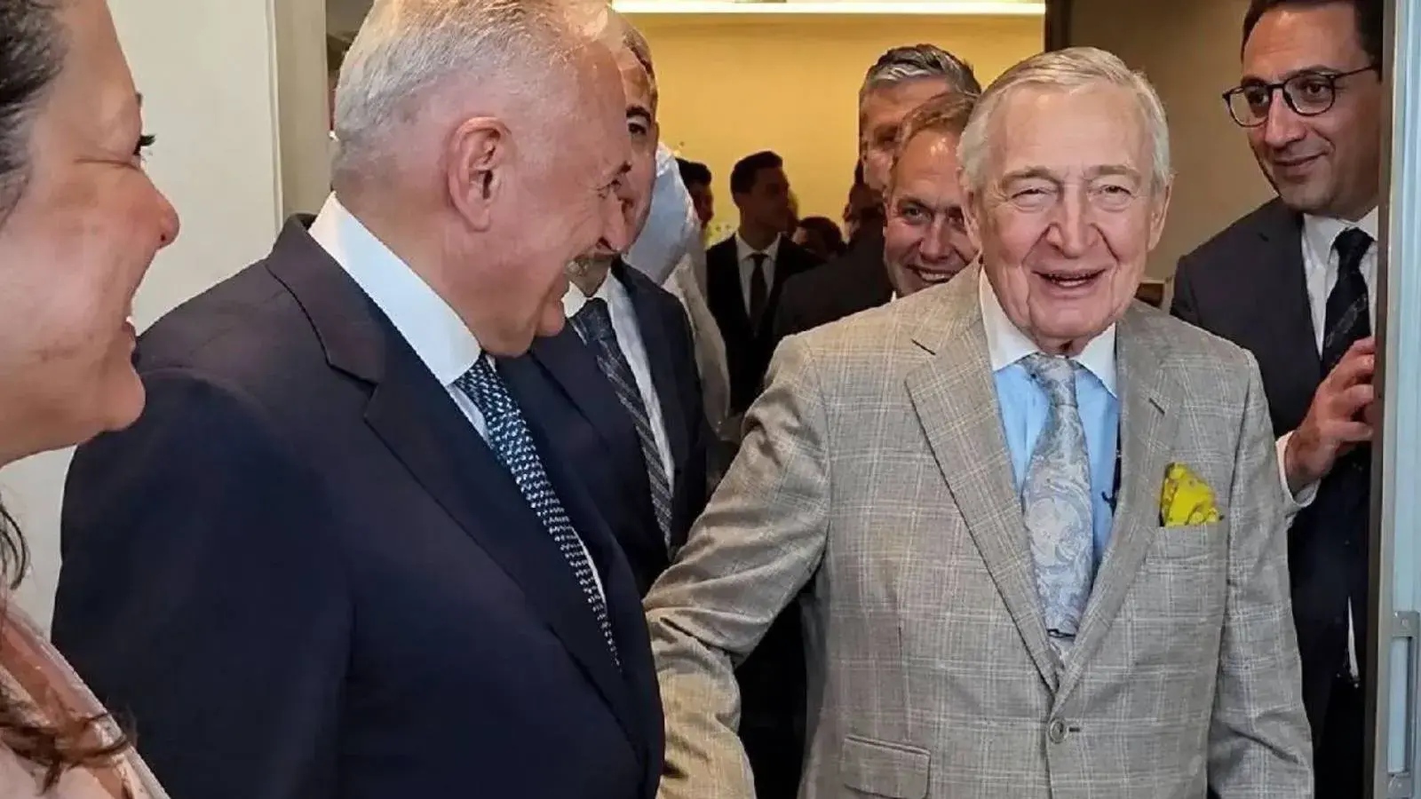 Rahmi Koç'un 'Kürt kadın fıkrasına' gülen Binali Yıldırım'dan ilk açıklama:  Ben orada ne dediğini anlamadım