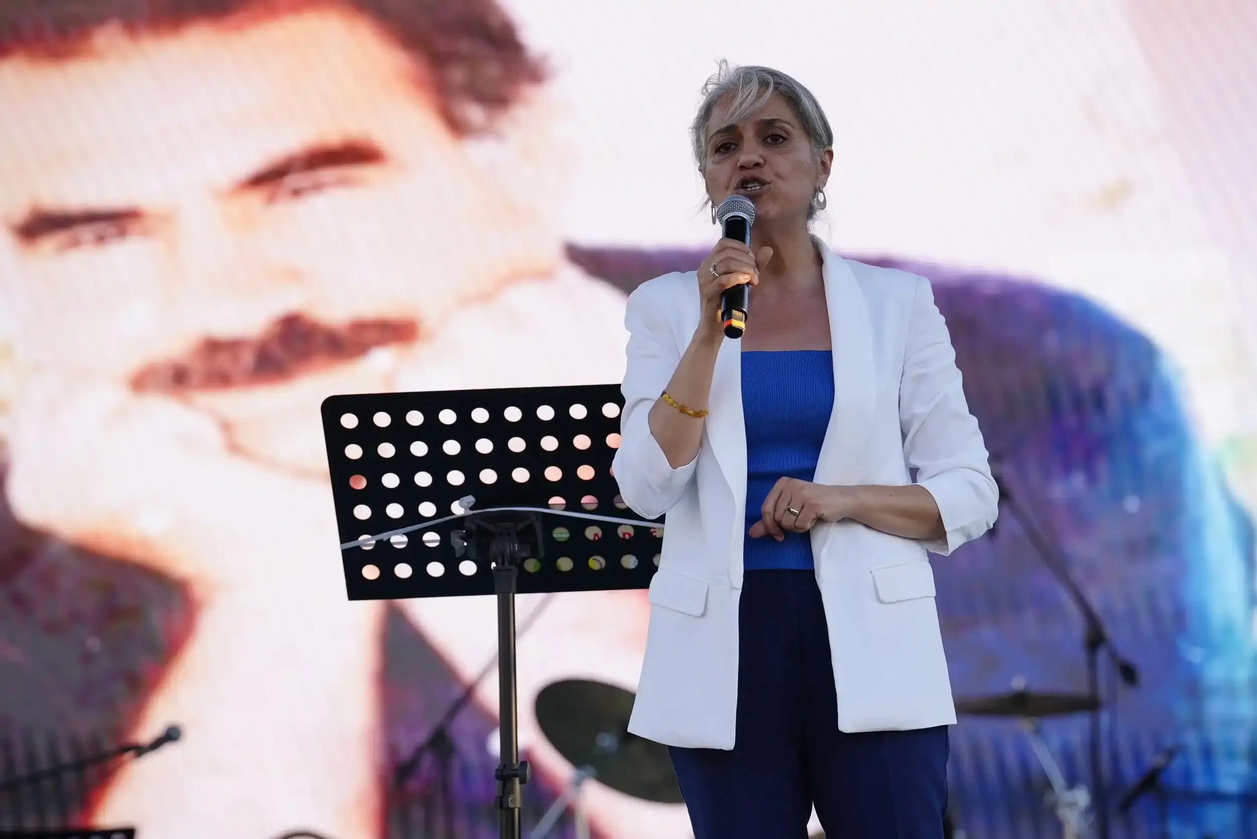 Çiğdem Kılıçgün Uçar: Sayın Öcalan'ın müzakere masasındaki adı konulmalı –  Yeni Yaşam Gazetesi | Yeni Yaşam