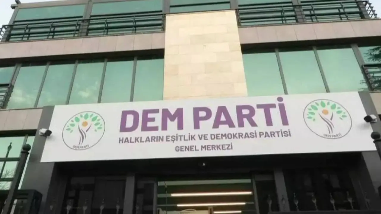 DEM Parti: “PKK'nin tarihi kongre kararlarıyla birlikte elli yıllık çatışmadan barış ufkuna bir adım daha yaklaşmış oluyoruz”