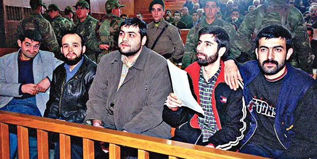 Yeşiller'den Madımak Katliamı failleri için suç duyurusu - Avrupa Postası -  Avrupa'dan Son Dakika Haberleri