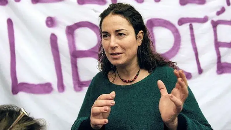 Sosyolog-yazar Pınar Selek'in davası ertelendi