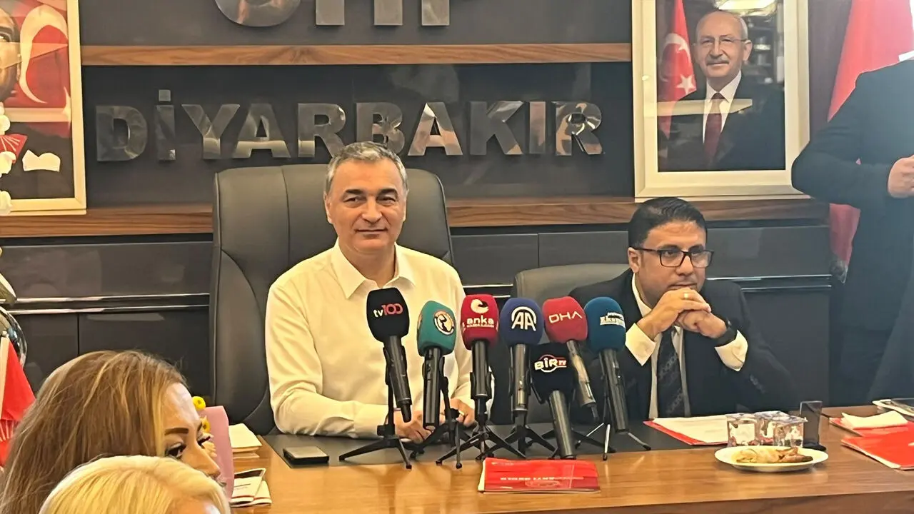 Chp’den Diyarbakır’da Demokrasi Ve Çözüm Mesajı4