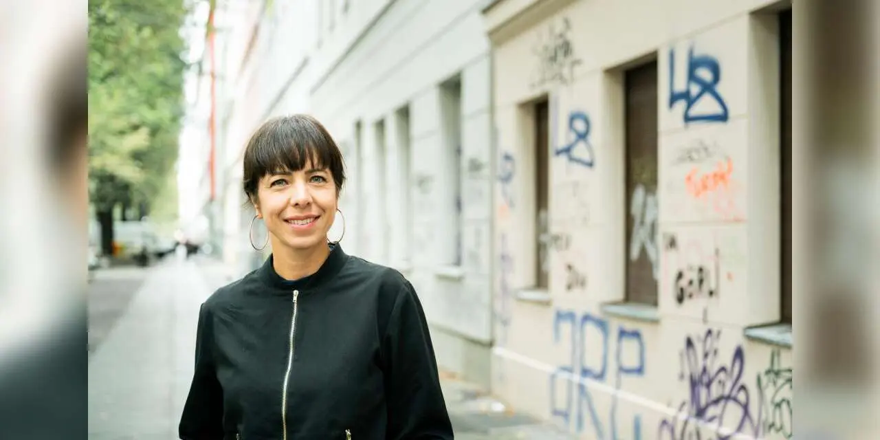 Berlin'de rüzgâr soldan esiyor: Elif Eralp başbakanlığa yürüyor