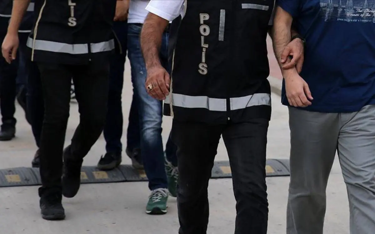 Ankara'da en az 20 gözaltı