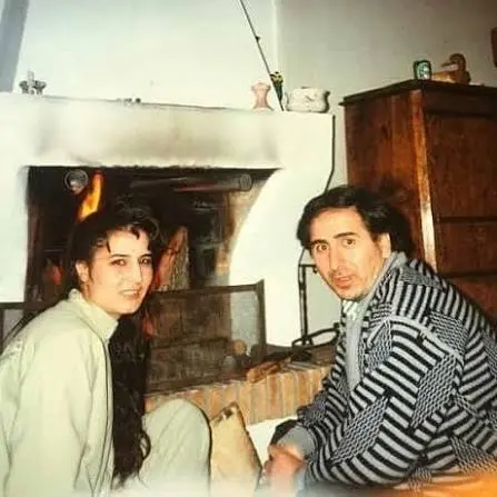Mehmed Uzun'un eşi Zozan Uzun: “Mehmed'in naifliğinden etkilenmemek mümkün  değildi” Mehmed'in çok farklı ve güzel özellikleri vardı. Onun  davranışlarından etkileniyordum. Bizim Siverek'te erkekler ç